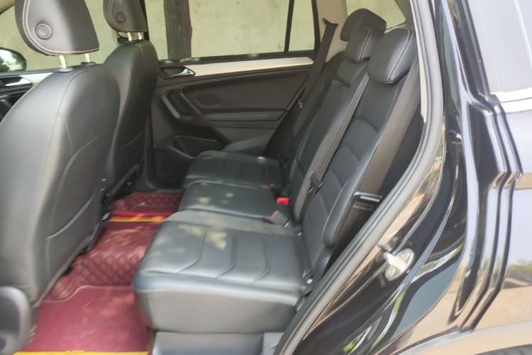 Used Volkswagen Tiguan L 2021 330TSI Automatic Two-Wheel Drive Smart Edition Left Rear Seat