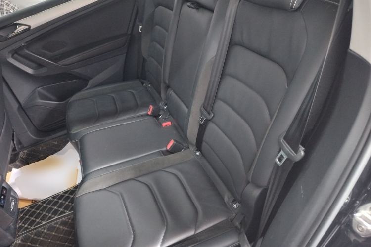 Used Volkswagen Tiguan L 2021 330TSI Automatic Two-Wheel Drive Smart Edition Left Rear Seat