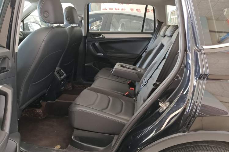 Used Volkswagen Tiguan L 2021 330TSI Automatic Two-Wheel Drive Smart Edition Left Rear Seat