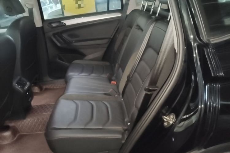 Used Volkswagen Tiguan L 2021 330TSI Automatic Two-Wheel Drive Smart Edition Left Rear Seat