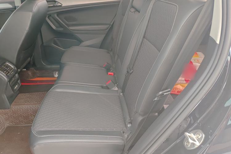Used Volkswagen Tiguan L 2021 330TSI Automatic Two-Wheel Drive Comfort Edition Left Rear Seat