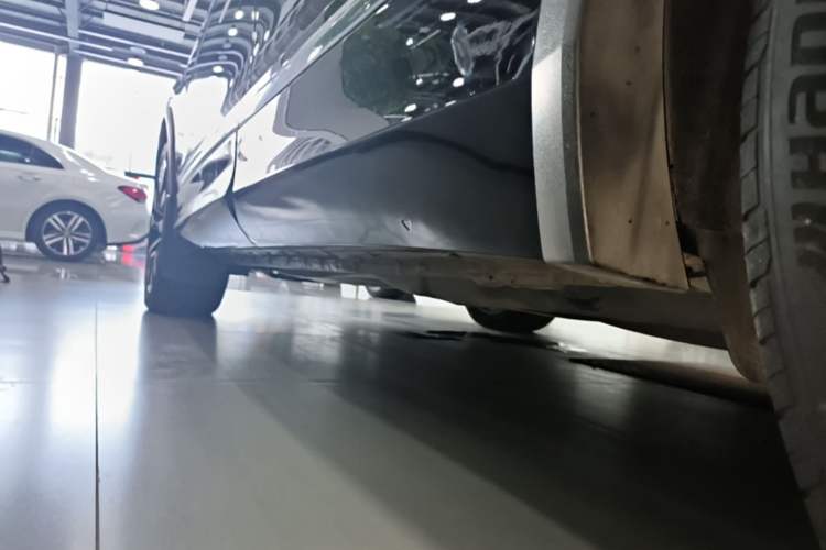 Used Volkswagen Tiguan L 2021 330TSI Automatic Two-Wheel Drive R-Line Enhanced Edition Left Side Sill