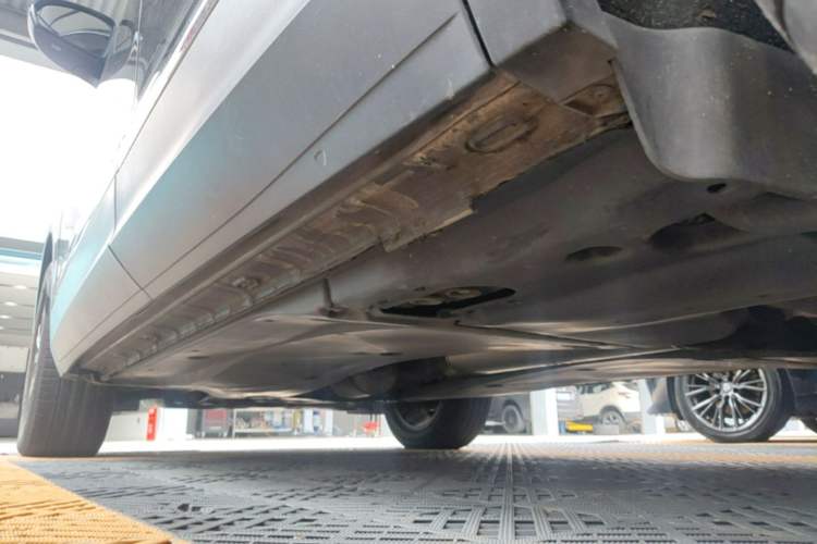 Used Volkswagen Tiguan L 2021 330TSI Automatic Two-Wheel Drive Smart Edition Left Side Sill