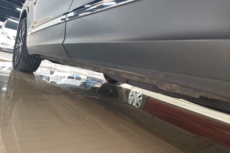 Used Volkswagen Tiguan L 2021 330TSI Automatic Two-Wheel Drive Comfort Edition Left Side Sill