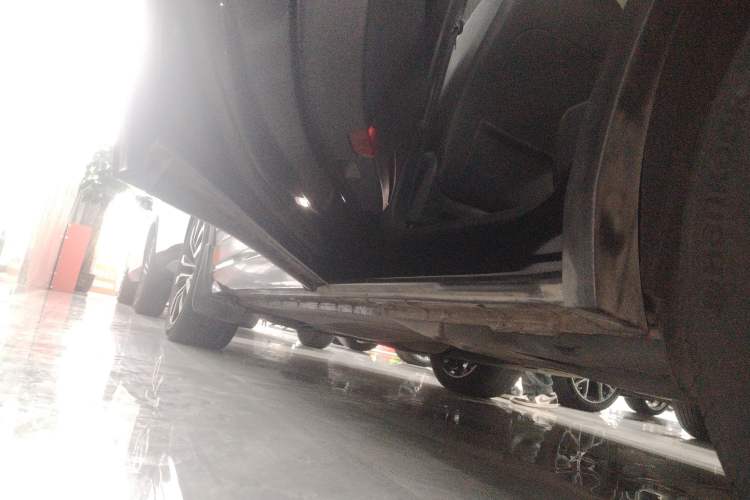 Used Volkswagen Tiguan L 2021 330TSI Automatic Two-Wheel Drive R-Line Enhanced Edition Left Side Sill