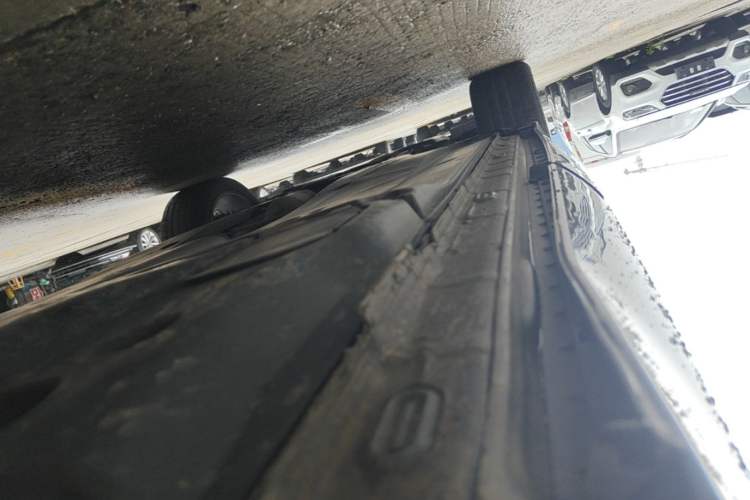 Used Volkswagen Tiguan L 2021 330TSI Automatic Two-Wheel Drive R-Line Enhanced Edition Left Side Sill