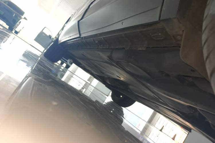 Used Volkswagen Tiguan L 2021 330TSI Automatic Two-Wheel Drive Smart Edition Left Side Sill