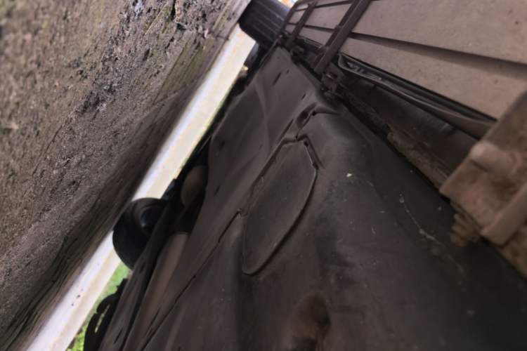 Used Volkswagen Tiguan L 2021 330TSI Automatic Two-Wheel Drive Smart Edition Left Side Sill
