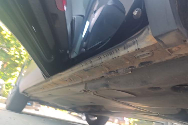 Used Volkswagen Tiguan L 2021 330TSI Automatic Two-Wheel Drive Comfort Edition Left Side Sill