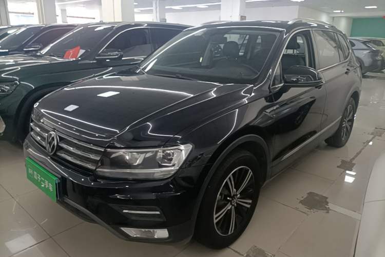 Used Volkswagen Tiguan L 2021 330TSI Automatic Two-Wheel Drive Smart Edition Guazi used car, China used car export, Used car for sale, Used Volkswagen cars, Cheapest cars for sale