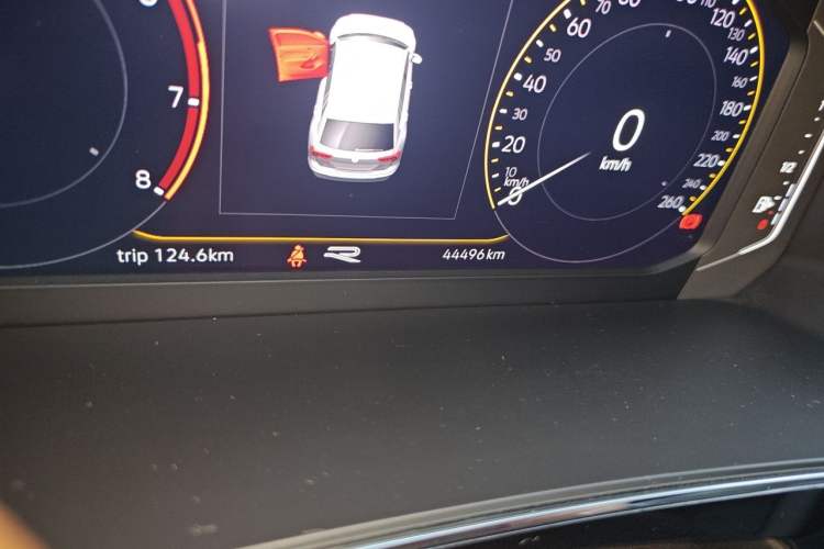 Used Volkswagen Tiguan L 2021 330TSI Automatic Two-Wheel Drive R-Line Enhanced Edition Odometer Close Up