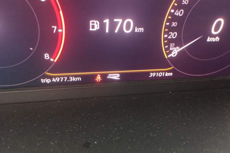 Used Volkswagen Tiguan L 2021 330TSI Automatic Two-Wheel Drive R-Line Flagship Edition Odometer Close Up