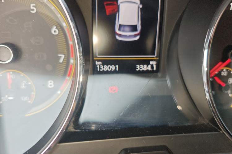 Used Volkswagen Tiguan L 2021 330TSI Automatic Two-Wheel Drive Smart Edition Odometer Close Up