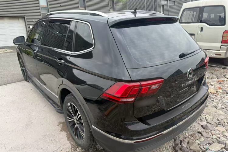 Used Volkswagen Tiguan L 2021 330TSI Automatic Two-Wheel Drive Smart Edition Rear Left 45 Deg