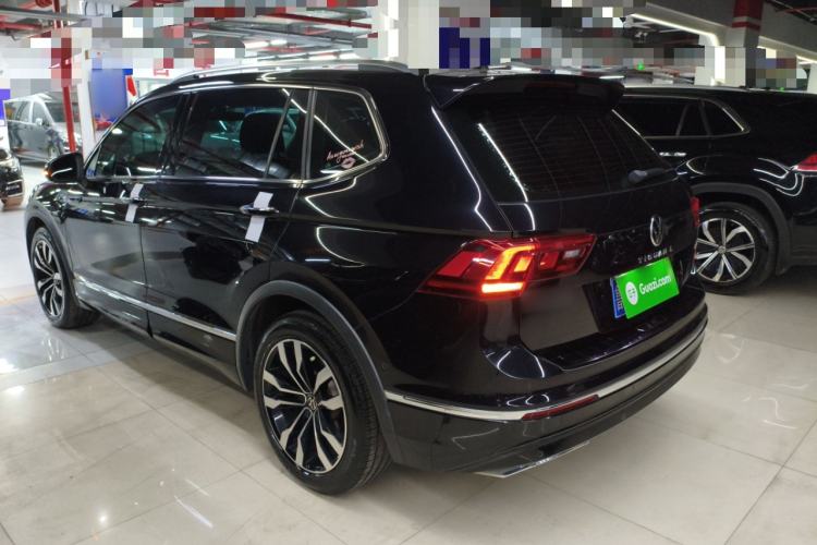 Used Volkswagen Tiguan L 2021 330TSI Automatic Two-Wheel Drive R-Line Enhanced Edition Rear Left 45 Deg