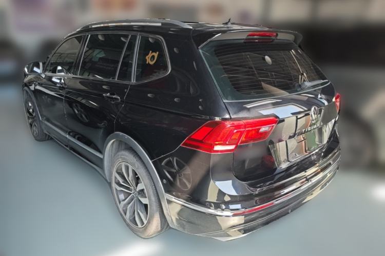 Used Volkswagen Tiguan L 2021 330TSI Automatic Two-Wheel Drive R-Line Enhanced Edition Rear Left 45 Deg