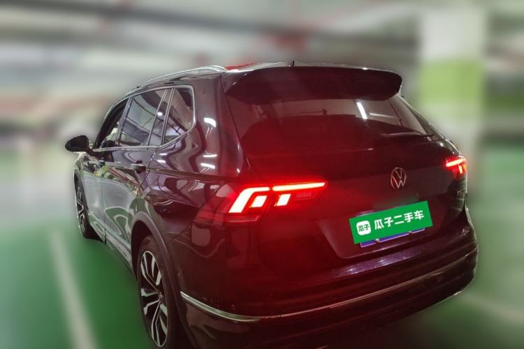 Used Volkswagen Tiguan L 2021 330TSI Automatic Two-Wheel Drive R-Line Enhanced Edition Rear Left 45 Deg