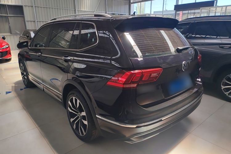 Used Volkswagen Tiguan L 2021 330TSI Automatic Two-Wheel Drive R-Line Enhanced Edition Rear Left 45 Deg