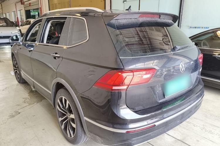 Used Volkswagen Tiguan L 2021 330TSI Automatic Two-Wheel Drive R-Line Enhanced Edition Rear Left 45 Deg