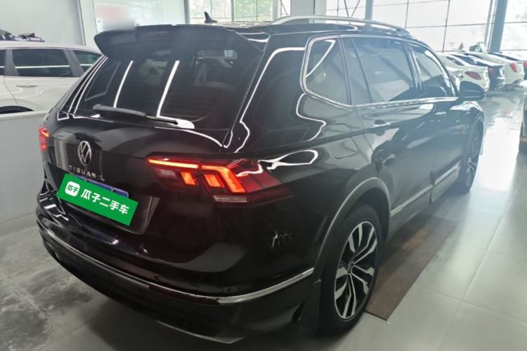 Used Volkswagen Tiguan L 2021 330TSI Automatic Two-Wheel Drive R-Line Enhanced Edition Rear Right 45 Deg