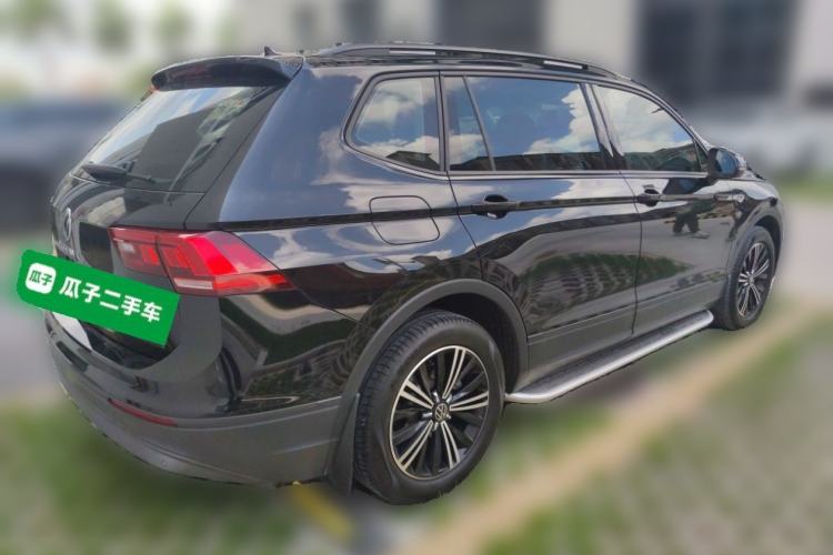 Used Volkswagen Tiguan L 2021 330TSI Automatic Two-Wheel Drive Comfort Edition Rear Right 45 Deg