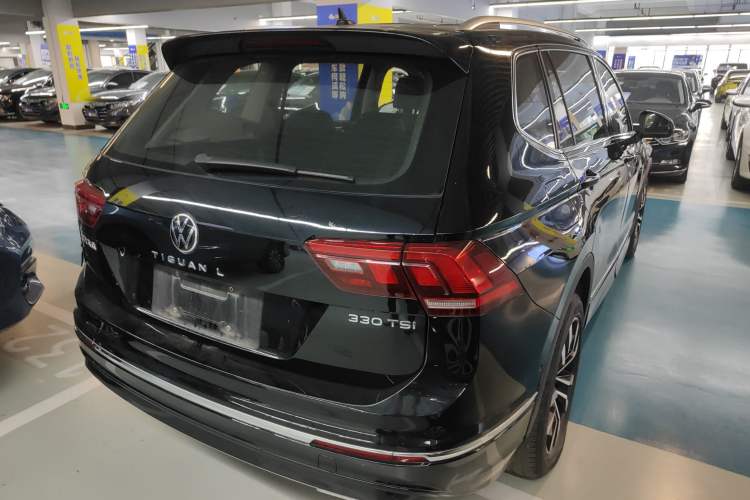 Used Volkswagen Tiguan L 2021 330TSI Automatic Two-Wheel Drive R-Line Enhanced Edition Rear Right 45 Deg