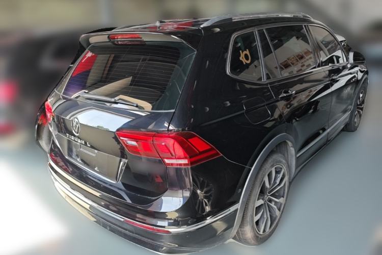 Used Volkswagen Tiguan L 2021 330TSI Automatic Two-Wheel Drive R-Line Enhanced Edition Rear Right 45 Deg