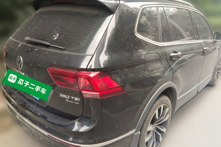 Used Volkswagen Tiguan L 2021 380TSI Automatic All-Wheel Drive R-Line Comfort Plus 7-Seater Rear Right 45 Deg