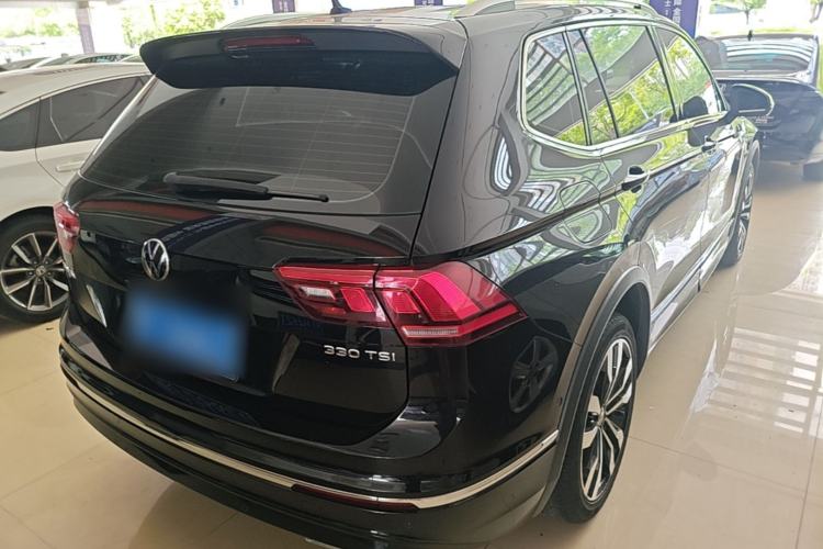 Used Volkswagen Tiguan L 2021 330TSI Automatic Two-Wheel Drive R-Line Enhanced Edition Rear Right 45 Deg