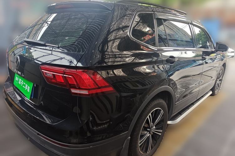 Used Volkswagen Tiguan L 2021 280TSI Automatic Two-Wheel Drive Smart Edition Rear Right 45 Deg