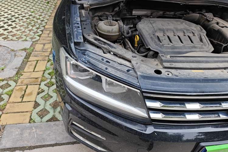Used Volkswagen Tiguan L 2021 330TSI Automatic Two-Wheel Drive Smart Edition Right Front Headlight