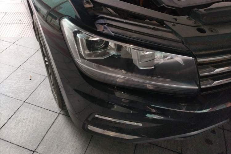 Used Volkswagen Tiguan L 2021 330TSI Automatic Two-Wheel Drive Smart Edition Right Front Headlight