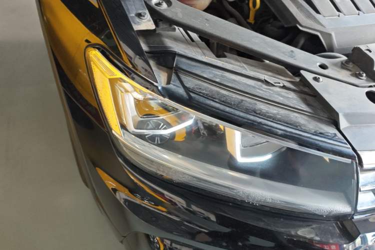 Used Volkswagen Tiguan L 2021 330TSI Automatic Two-Wheel Drive R-Line Enhanced Edition Right Front Headlight