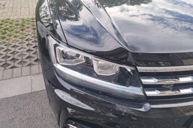 Used Volkswagen Tiguan L 2021 330TSI Automatic Two-Wheel Drive R-Line Enhanced Edition Right Front Headlight