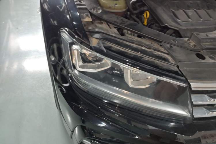 Used Volkswagen Tiguan L 2021 330TSI Automatic Two-Wheel Drive R-Line Enhanced Edition Right Front Headlight