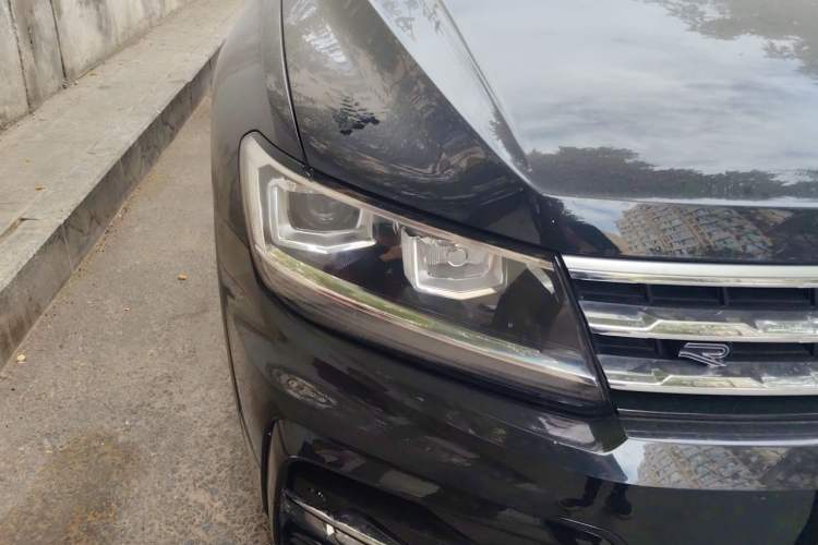 Used Volkswagen Tiguan L 2021 330TSI Automatic Two-Wheel Drive R-Line Enhanced Edition Right Front Headlight