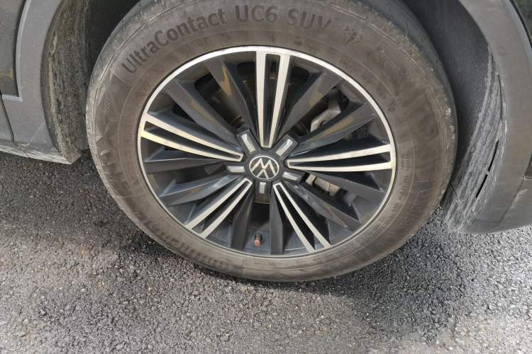 Used Volkswagen Tiguan L 2021 330TSI Automatic Two-Wheel Drive Smart Edition Right Front Wheel Hub