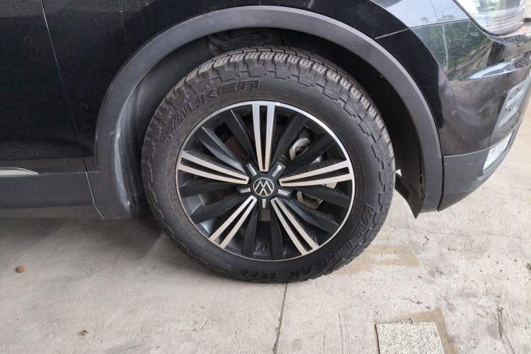 Used Volkswagen Tiguan L 2021 330TSI Automatic Two-Wheel Drive Smart Edition Right Front Wheel Hub