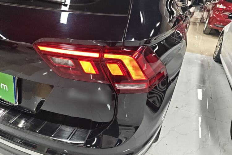 Used Volkswagen Tiguan L 2021 330TSI Automatic Two-Wheel Drive Comfort Edition Right Rear Taillight