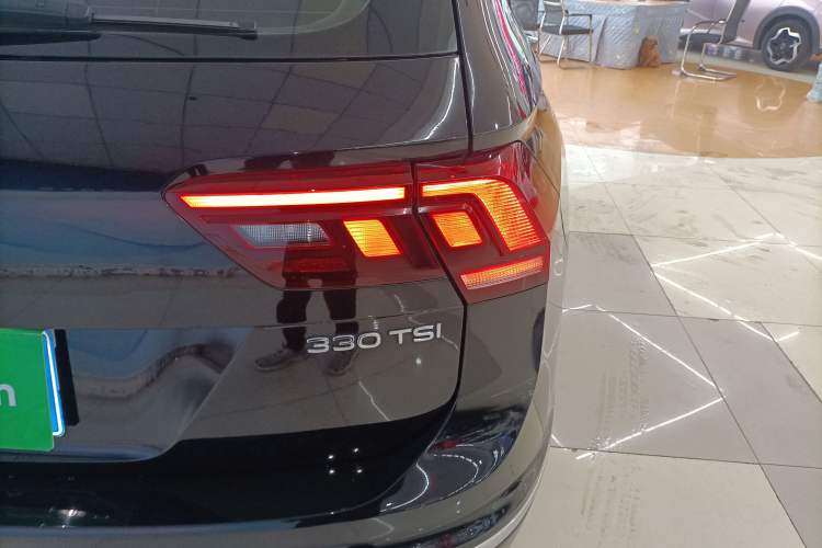 Used Volkswagen Tiguan L 2021 330TSI Automatic Two-Wheel Drive Smart Edition Right Rear Taillight