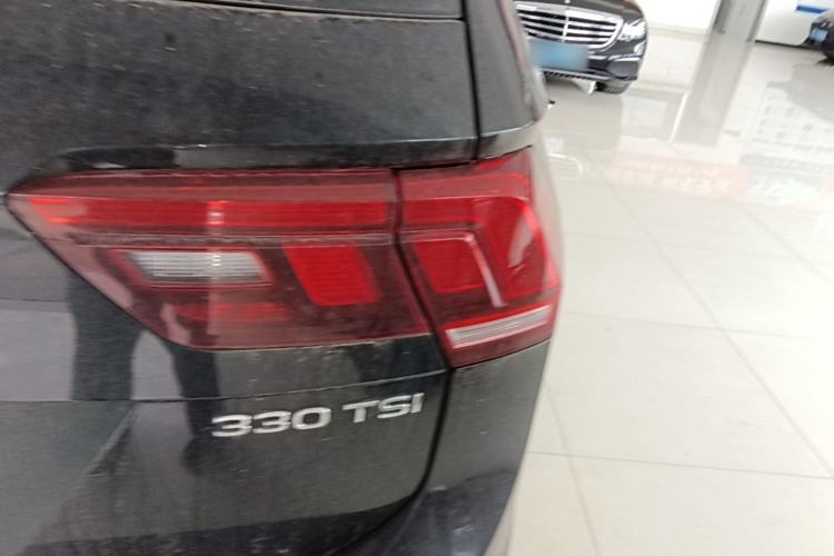 Used Volkswagen Tiguan L 2021 330TSI Automatic Two-Wheel Drive R-Line Enhanced Edition Right Rear Taillight