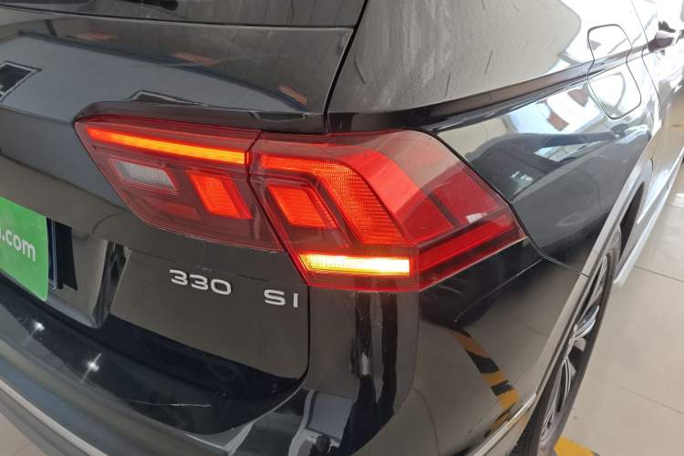 Used Volkswagen Tiguan L 2021 330TSI Automatic Two-Wheel Drive Smart Edition Right Rear Taillight