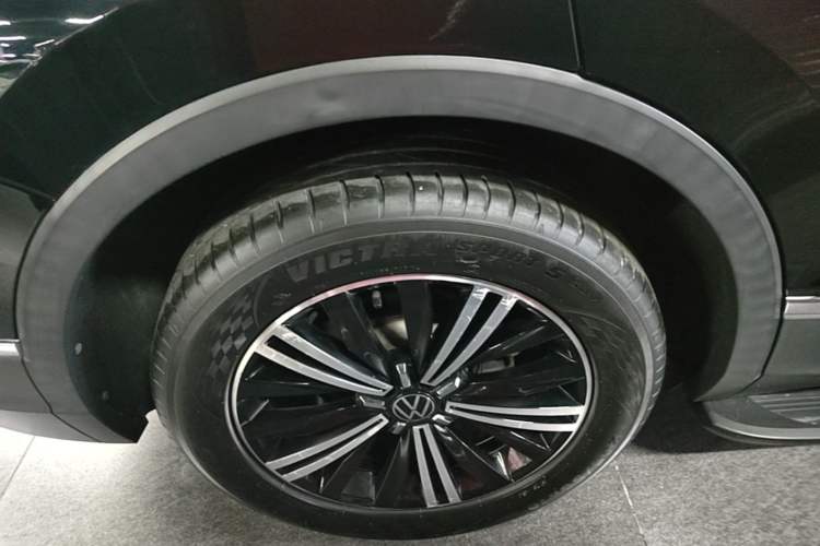 Used Volkswagen Tiguan L 2021 330TSI Automatic Two-Wheel Drive Smart Edition Right Rear Wheel Hub