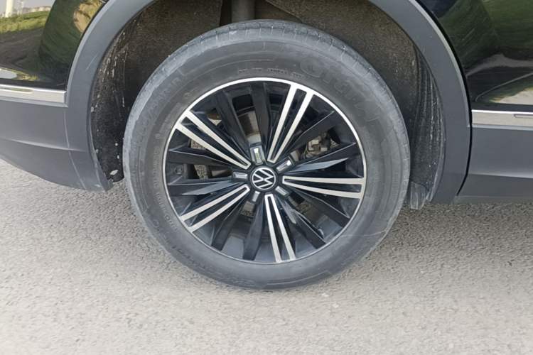 Used Volkswagen Tiguan L 2021 330TSI Automatic Two-Wheel Drive Smart Edition Right Rear Wheel Hub