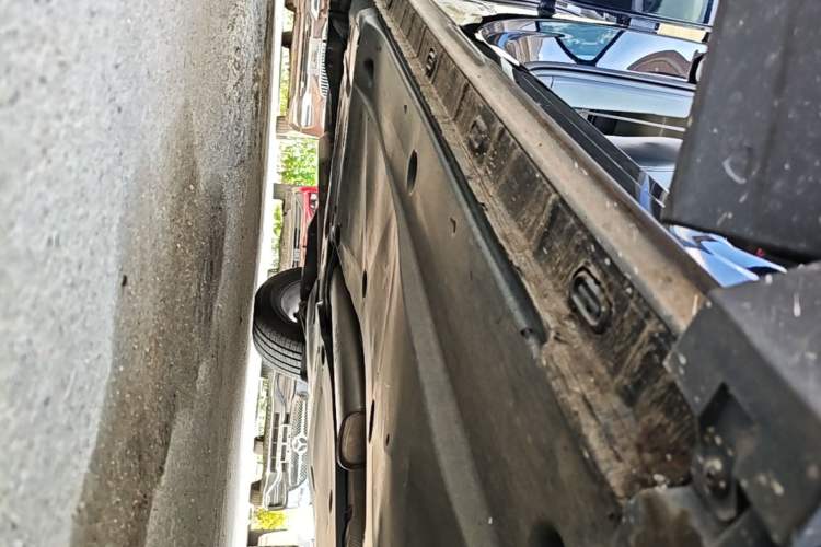 Used Volkswagen Tiguan L 2021 280TSI Automatic Two-Wheel Drive Smart Edition Right Side Sill