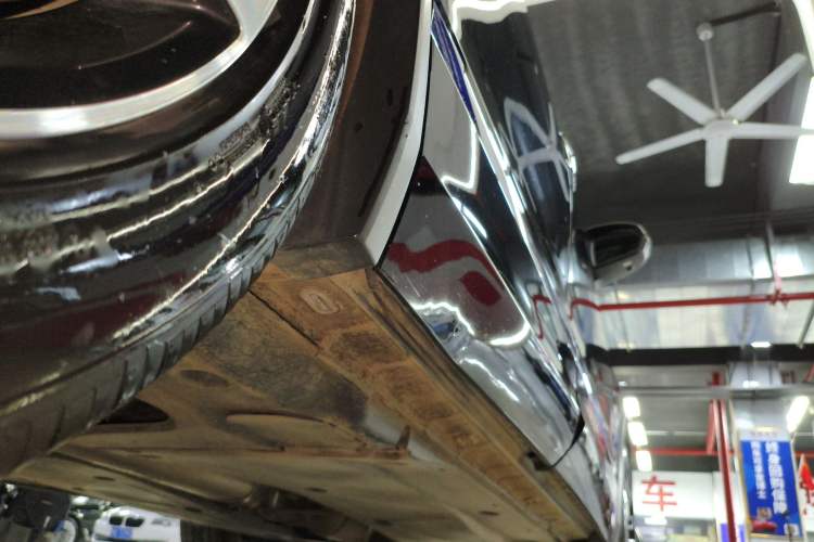 Used Volkswagen Tiguan L 2021 330TSI Automatic Two-Wheel Drive R-Line Enhanced Edition Right Side Sill