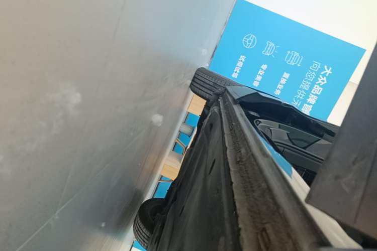 Used Volkswagen Tiguan L 2021 330TSI Automatic Two-Wheel Drive Smart Edition Right Side Sill