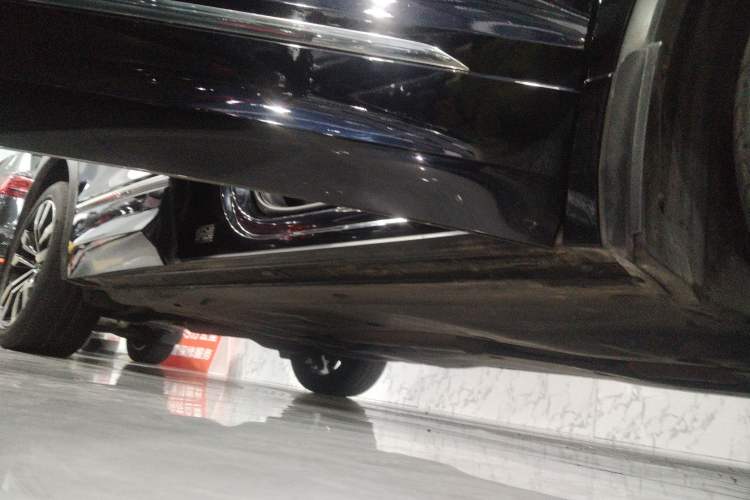 Used Volkswagen Tiguan L 2021 330TSI Automatic Two-Wheel Drive R-Line Enhanced Edition Right Side Sill