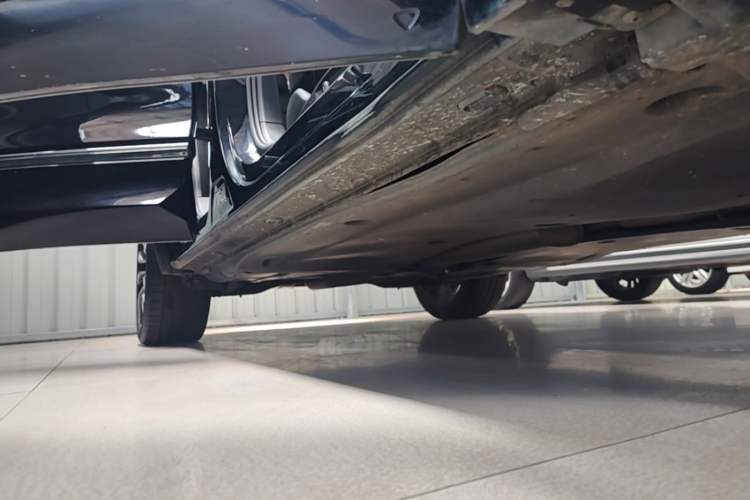Used Volkswagen Tiguan L 2021 330TSI Automatic Two-Wheel Drive R-Line Enhanced Edition Right Side Sill