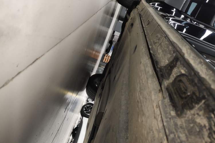 Used Volkswagen Tiguan L 2021 330TSI Automatic Two-Wheel Drive Smart Edition Right Side Sill